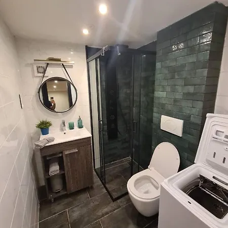 Megszunt-bohemic Style With Jacuzzi & Terrace